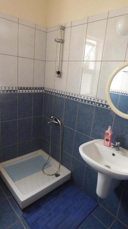 Kalampakas Guesthouse Larnaca Exteriör bild