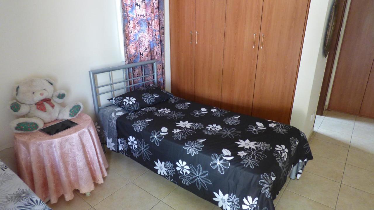 Kalampakas Guesthouse Larnaca Exteriör bild