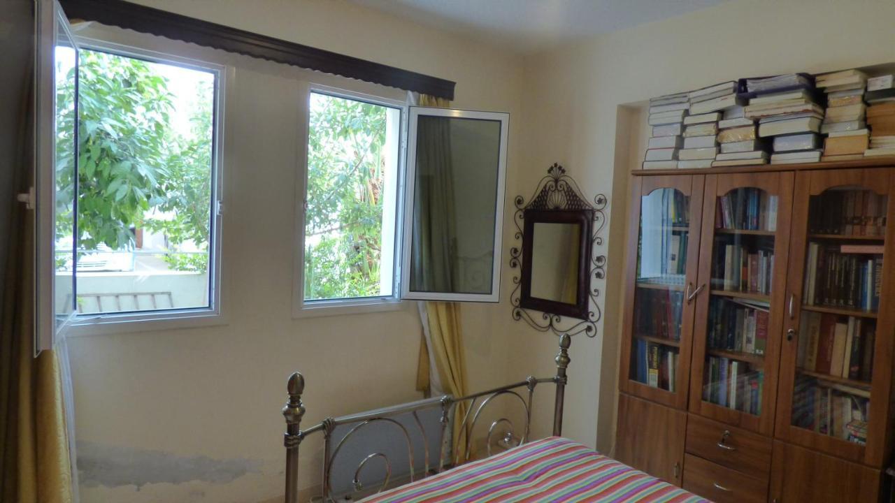 Kalampakas Guesthouse Larnaca Exteriör bild